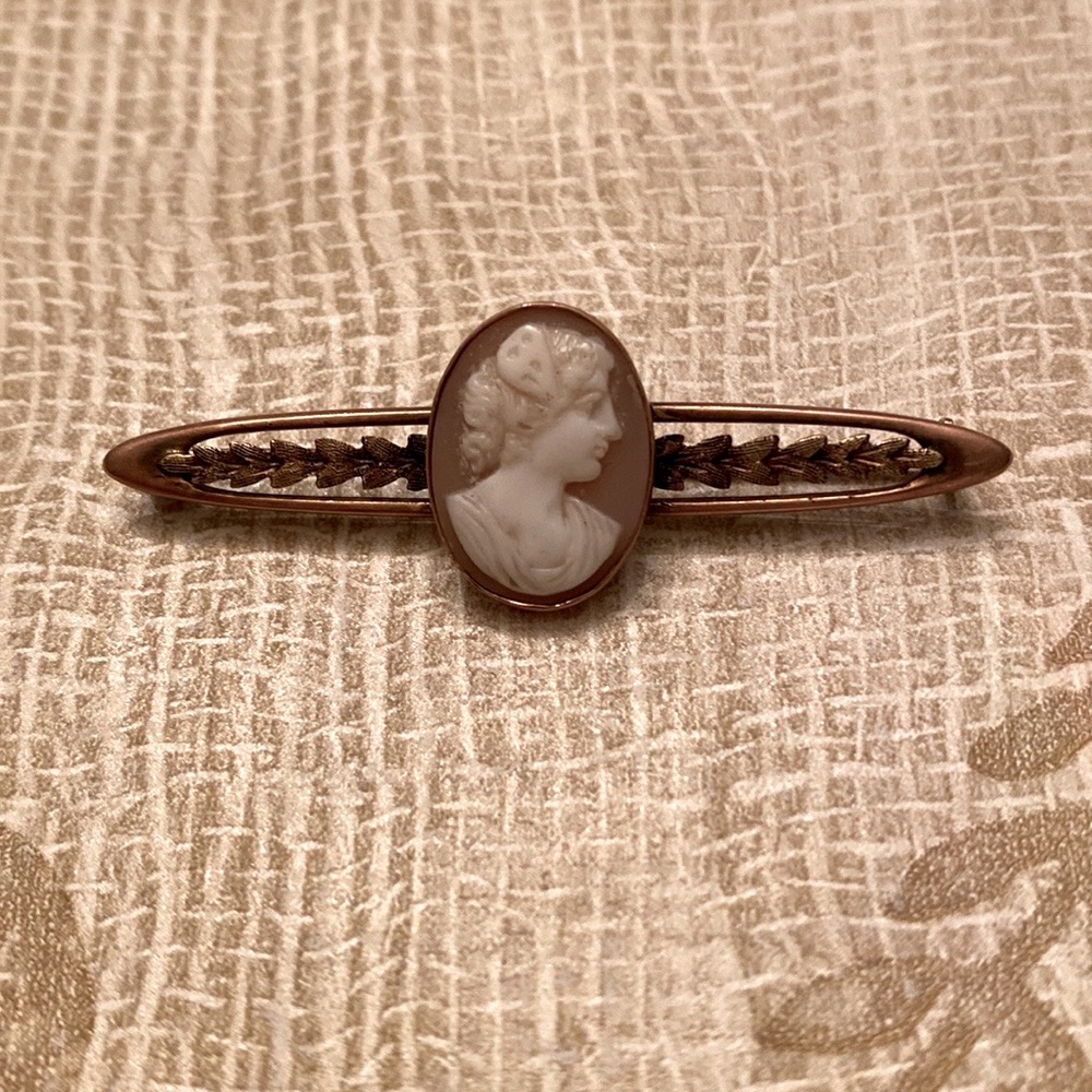 Antique Cameo Brooch Bar Pin